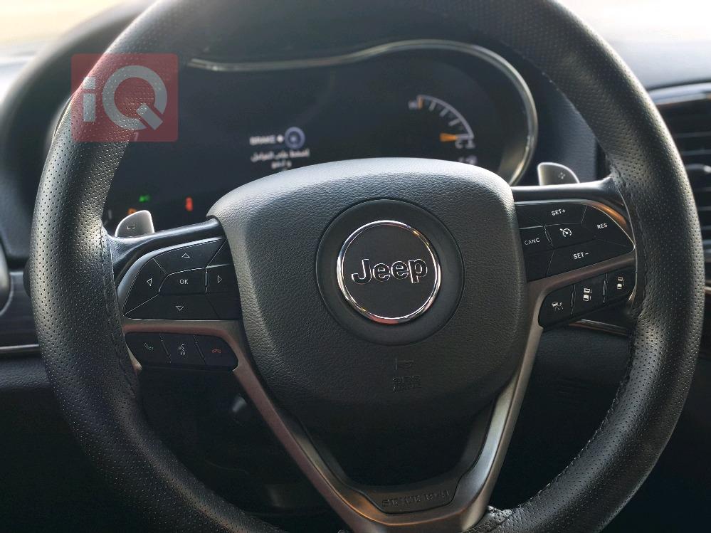 جيب جراند شيروكي